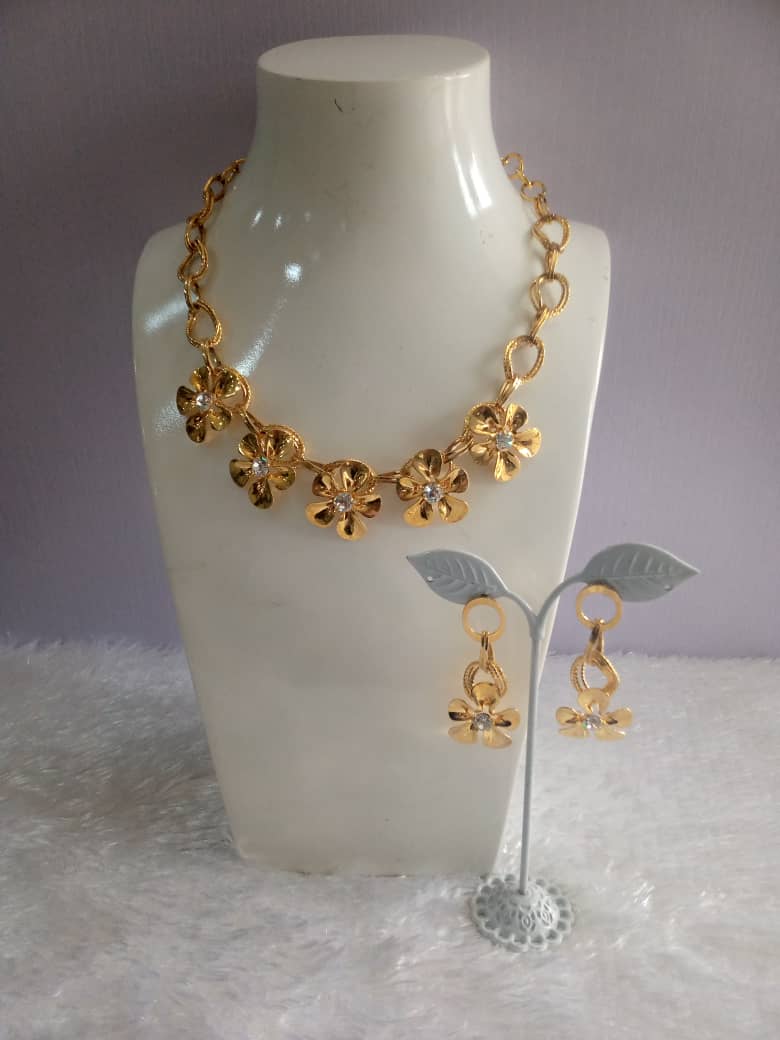 Beautiful Brazillian gold jewelry. Non tarnish